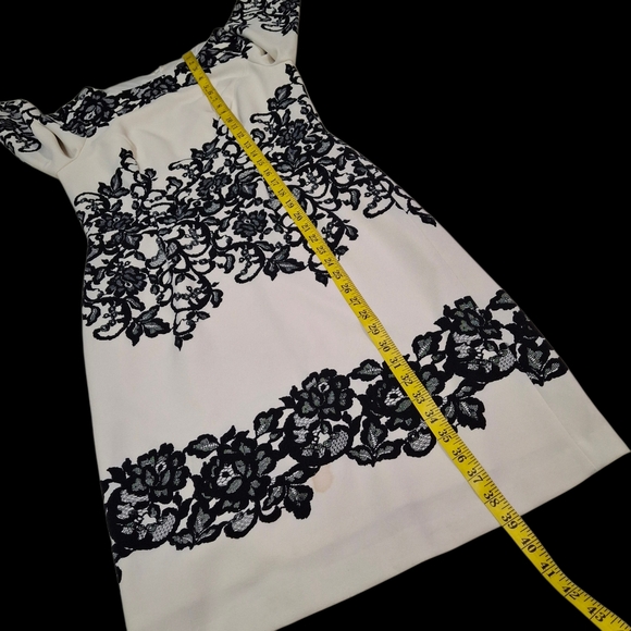 Adrianna Papell Ivory with Black Floral Lace-Print Sheath Dress  Women Size 10 - Picture 14 of 16